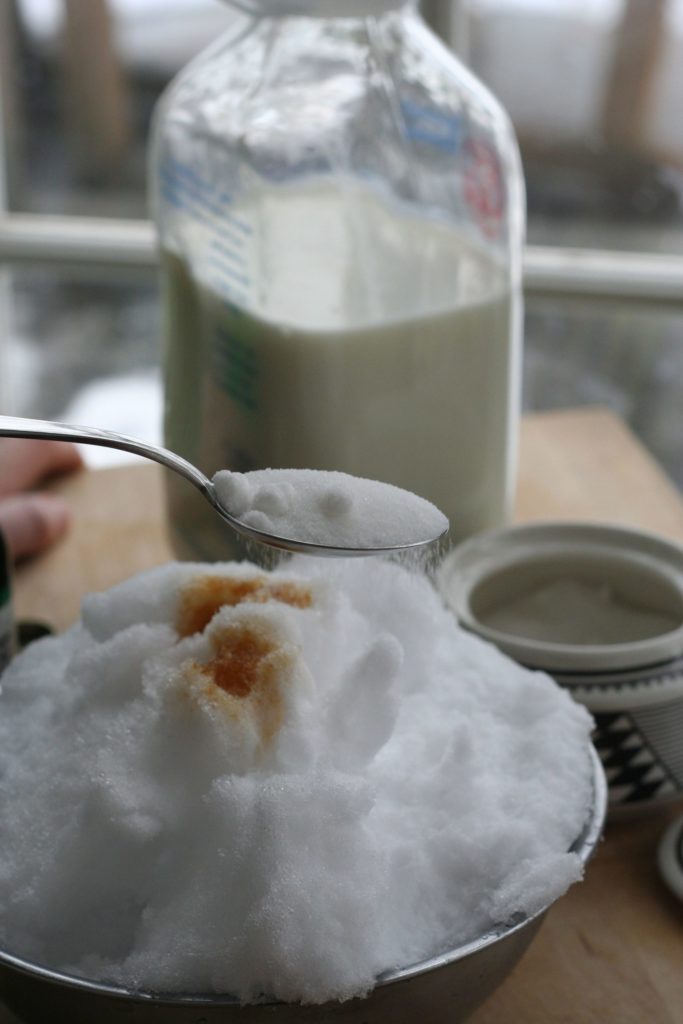 vanilla and sugar for snow ice cream